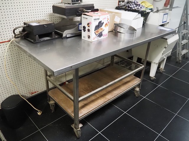 Nn table - afbeelding 2 van  5