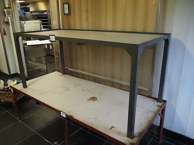 Nn table - afbeelding 2 van  3