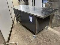 Nn table - afbeelding 1 van  4