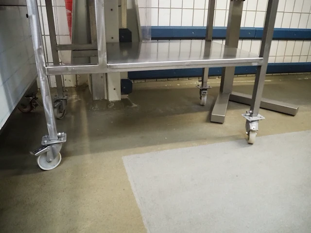 Nn table - afbeelding 5 van  5