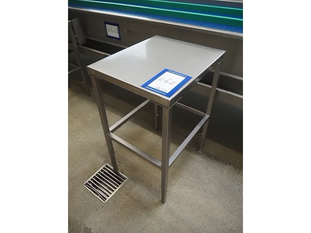 Nn table - afbeelding 2 van  2