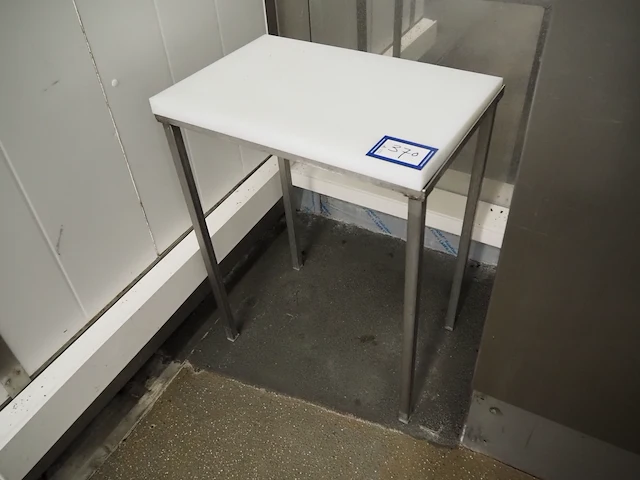 Nn table - afbeelding 1 van  2