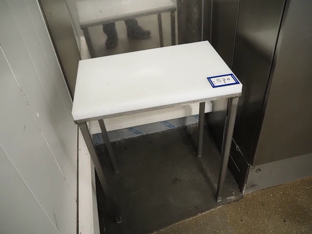 Nn table - afbeelding 2 van  2