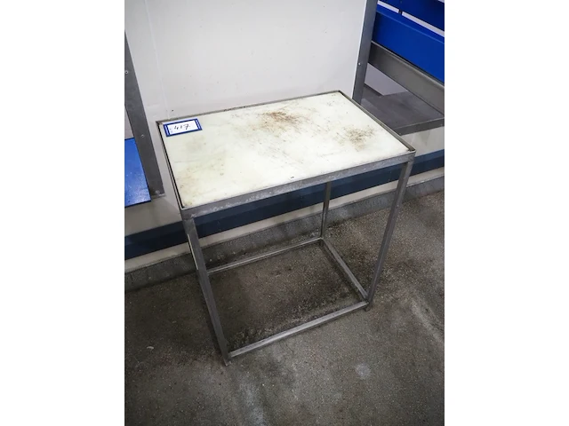 Nn table - afbeelding 1 van  5