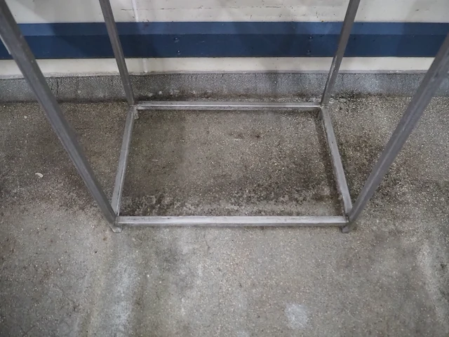 Nn table - afbeelding 5 van  5