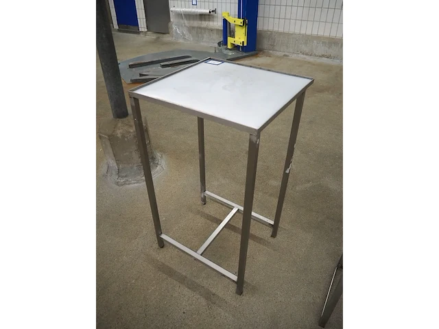 Nn table - afbeelding 2 van  6