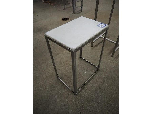 Nn table - afbeelding 3 van  6