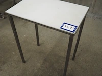 Nn table - afbeelding 1 van  5