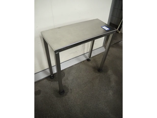 Nn table - afbeelding 2 van  4