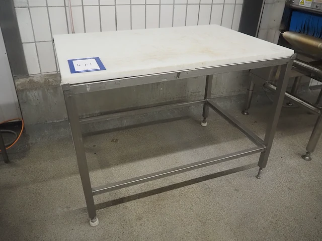 Nn table - afbeelding 1 van  3