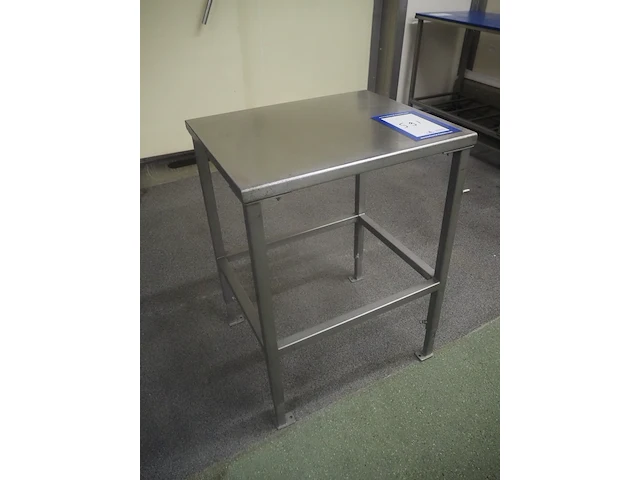 Nn table - afbeelding 2 van  4