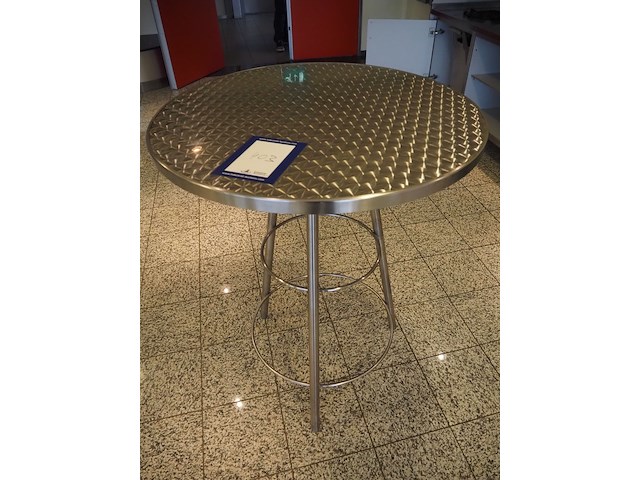 Nn table - afbeelding 1 van  4