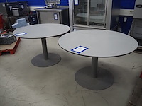 Nn table - afbeelding 1 van  4
