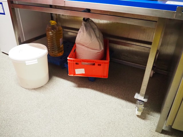 Nn table - afbeelding 4 van  4