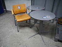 Nn tables and chairs - afbeelding 1 van  6