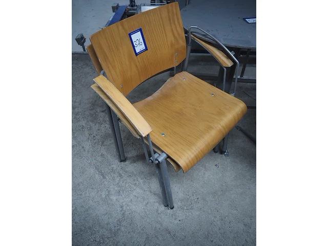 Nn tables and chairs - afbeelding 5 van  6