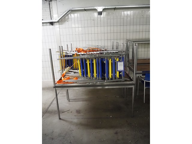 Nn tables and chairs - afbeelding 3 van  5