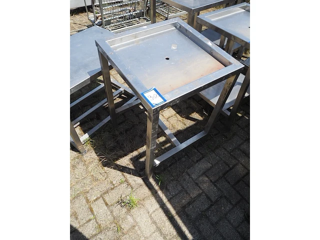 Nn tables - afbeelding 2 van  3