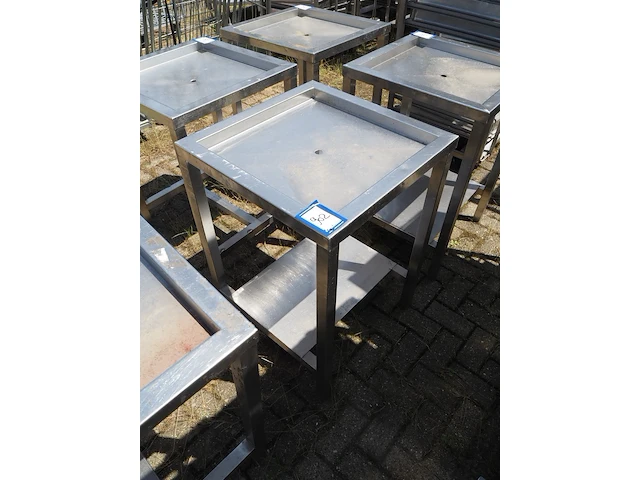 Nn tables - afbeelding 3 van  3