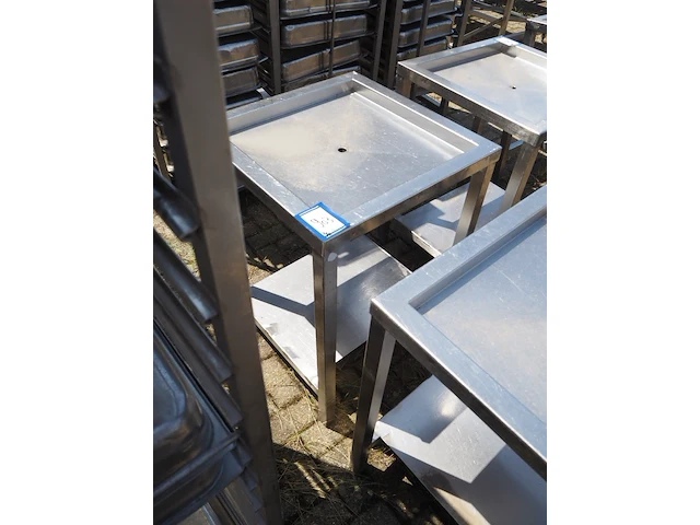 Nn tables - afbeelding 3 van  4