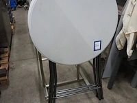 Nn tables - afbeelding 1 van  5