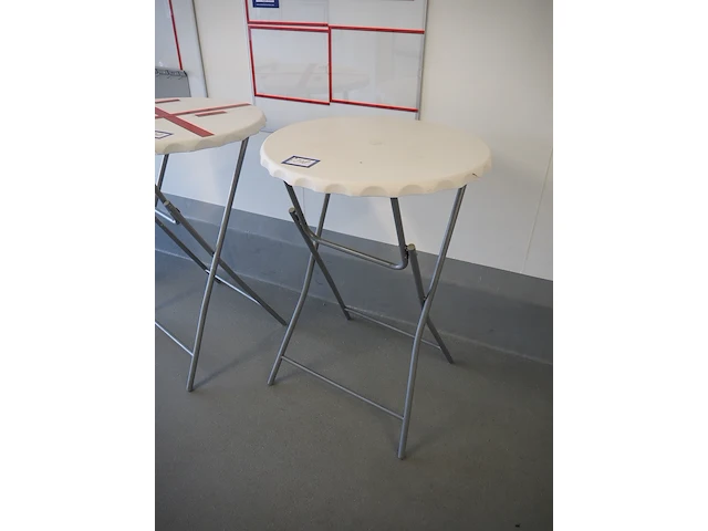 Nn tables - afbeelding 2 van  5