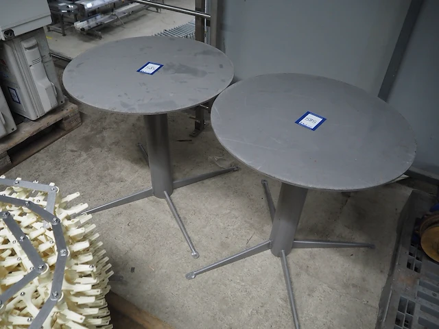 Nn tables - afbeelding 2 van  4