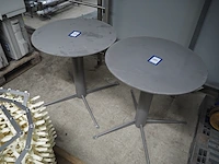 Nn tables - afbeelding 2 van  4
