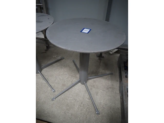 Nn tables - afbeelding 3 van  4