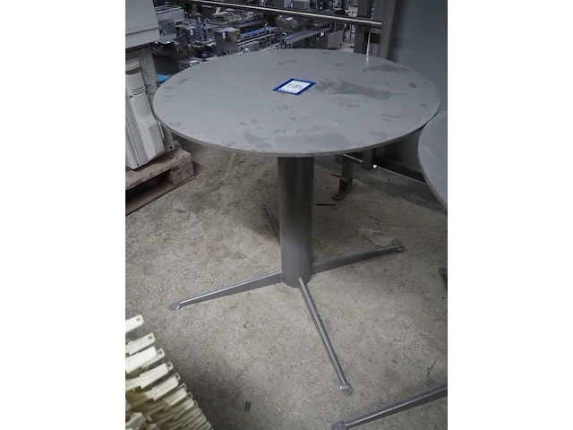 Nn tables - afbeelding 4 van  4