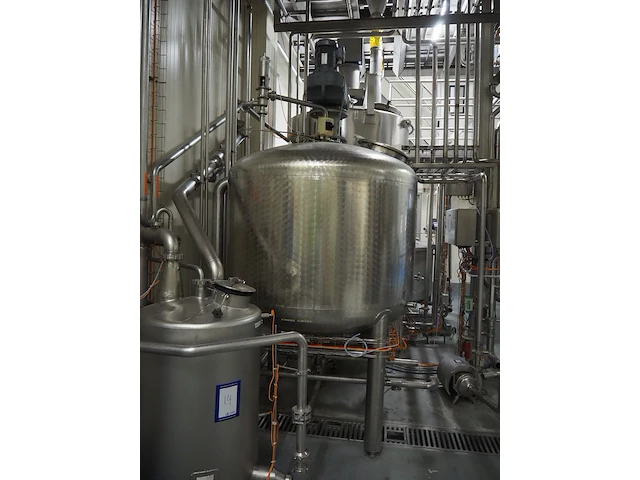 Nn tank with mixer - afbeelding 3 van  4