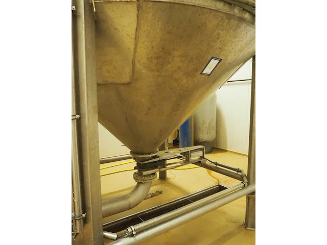 Nn tank - afbeelding 4 van  6