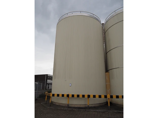 Nn tank - afbeelding 1 van  10