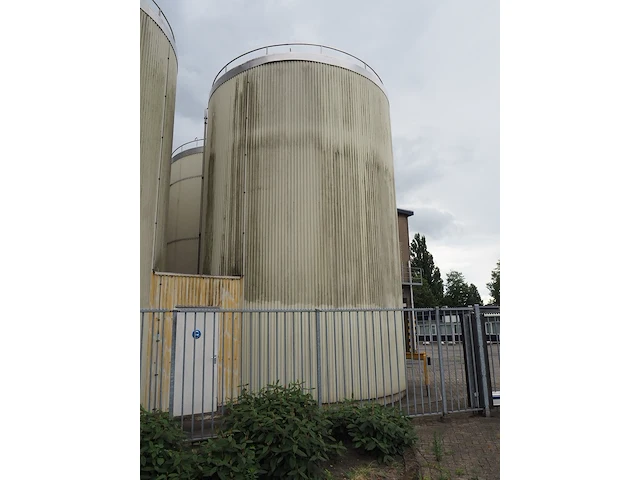 Nn tank - afbeelding 5 van  10