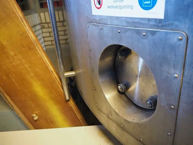 Nn tank - afbeelding 8 van  8