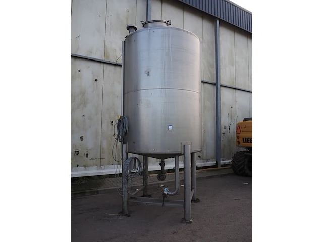 Nn tank - afbeelding 1 van  8