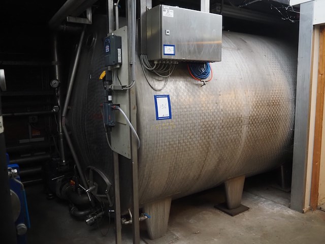 Nn tank - afbeelding 1 van  9