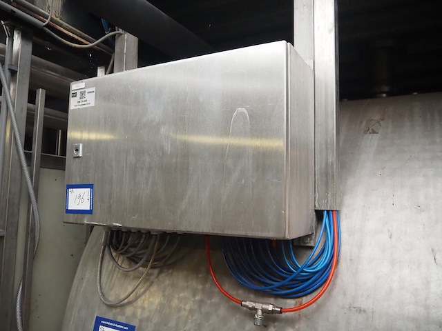 Nn tank - afbeelding 7 van  9