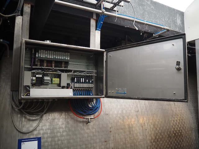 Nn tank - afbeelding 8 van  9