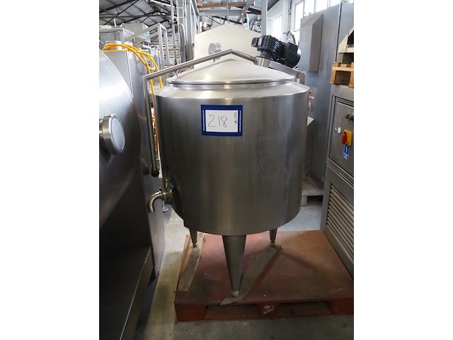 Nn tank - afbeelding 1 van  7