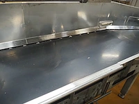 Nn transport belt for shackling pigs - afbeelding 10 van  11