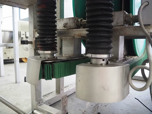 Nn transport machine for 500 ml bottles - afbeelding 10 van  10