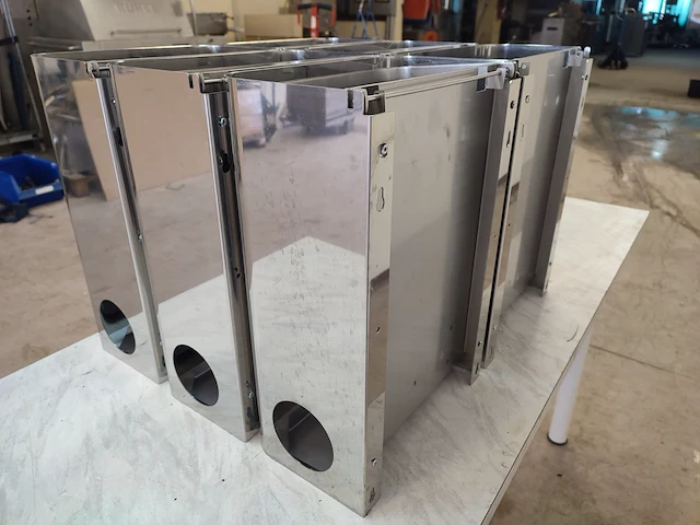 Nn trash cans - afbeelding 4 van  5