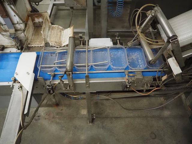 Nn tray filling machine - afbeelding 4 van  9