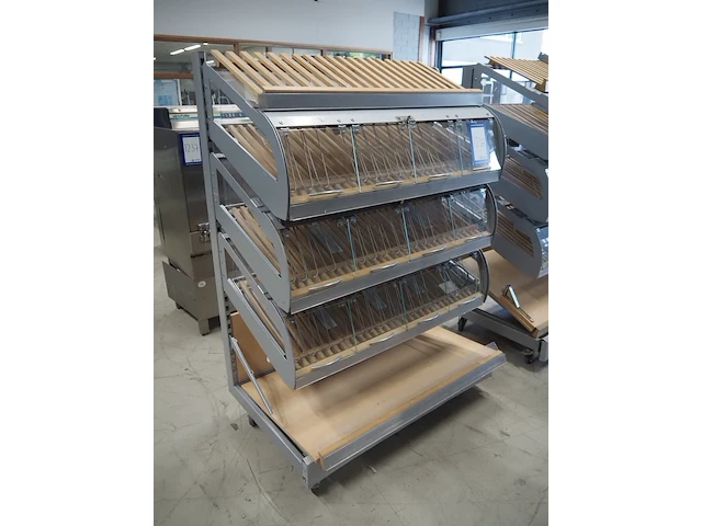 Nn trolley for bread trays - afbeelding 1 van  5