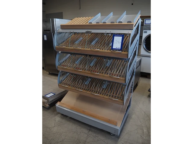 Nn trolley for bread trays - afbeelding 1 van  5