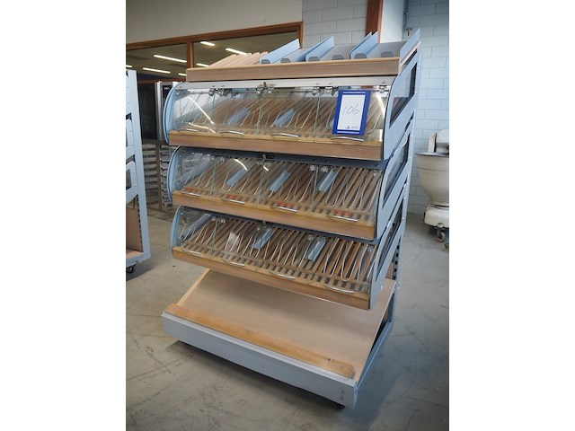 Nn trolley for bread trays - afbeelding 1 van  10