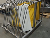Nn trolley with plates - afbeelding 3 van  6