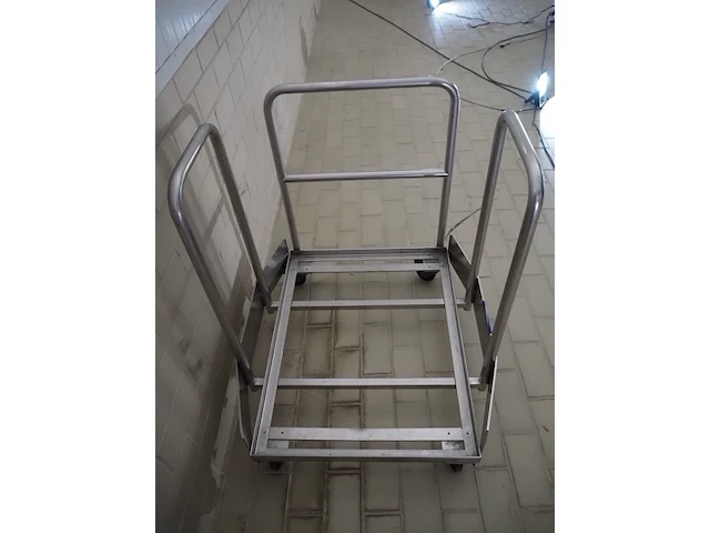 Nn trolley - afbeelding 3 van  3