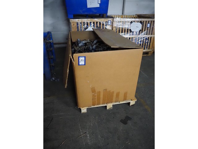 Nn trolleys on chain for tube track - afbeelding 1 van  5